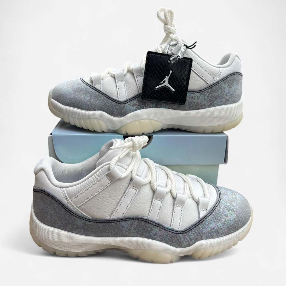 Air Jordan 11 Retro Low ‘Year of the Snake’ 🐍 - Picture 2 of 8